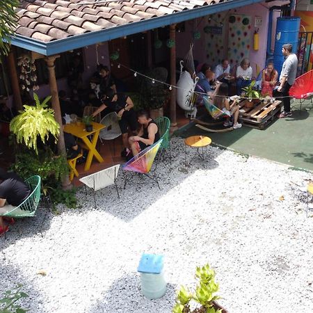 Yolo Hostel Medellin Exterior photo